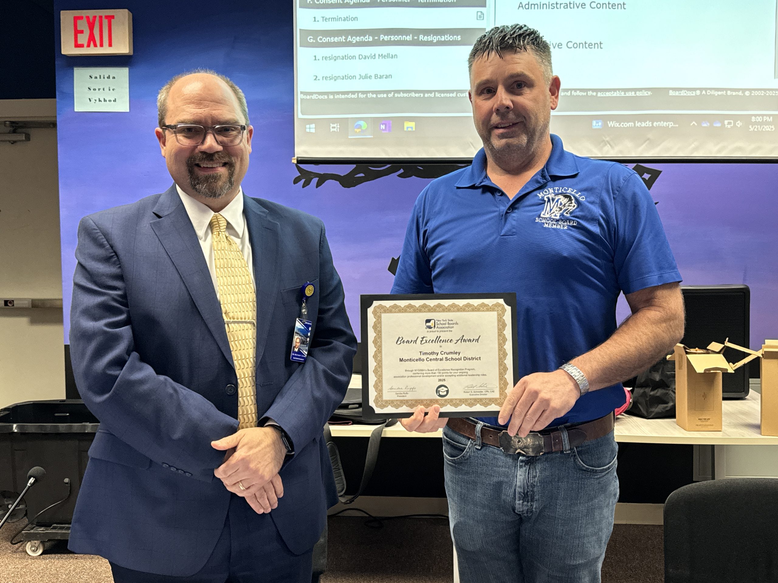 Tim Crumley poses with Dr. Evans 